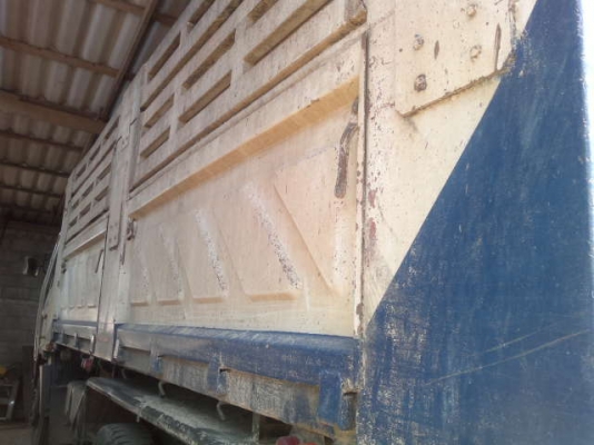 รถฮีโน่ 10 ล้อดั๊ม 260 แรงม้า ปี 46  ( ปลายปี ) ( ขายแม่ลูก )  สนใจติดต่อ 081 - 6079515