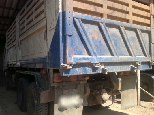 รถฮีโน่ 10 ล้อดั๊ม 260 แรงม้า ปี 46  ( ปลายปี ) ( ขายแม่ลูก )  สนใจติดต่อ 081 - 6079515