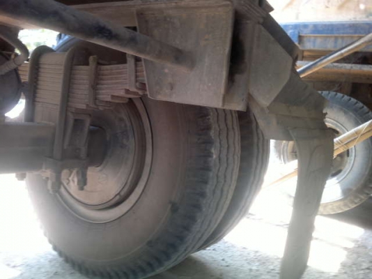 รถฮีโน่ 10 ล้อดั๊ม 260 แรงม้า ปี 46  ( ปลายปี ) ( ขายแม่ลูก )  สนใจติดต่อ 081 - 6079515