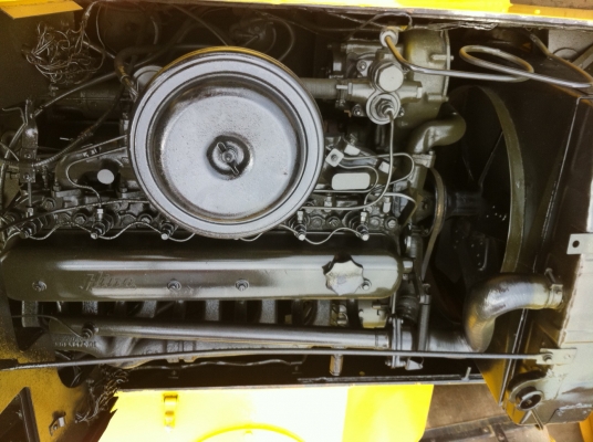 ขายด่วนรถบดล้อยาง7ล้อWATANABE WP15WE พร้อมใช้ เล่มทะเบียน