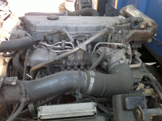 รถอิซูซุ 6 ล้อ รั่ว 175 แรงม้า  ปี 50   สนใจติดต่อ 081 - 6079515