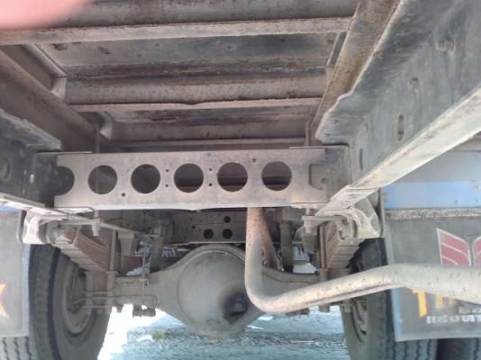 รถอิซูซุ 6 ล้อ รั่ว 175 แรงม้า  ปี 50   สนใจติดต่อ 081 - 6079515