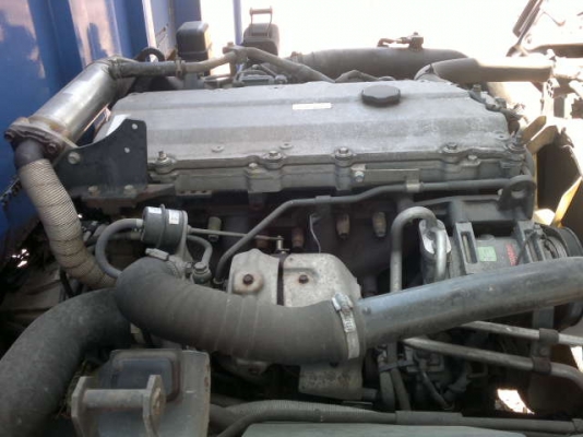 รถอิซูซุ 6 ล้อ รั่ว 175 แรงม้า  ปี 50   สนใจติดต่อ 081 - 6079515