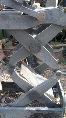 ขาย ชุดยกเสริม(ของใหม่) สำหรัีบรถโฟลค์ลิฟท์ครับ ไม่แน่ใจว่ารุ่น/ยี่ห้ออะไร ราคาถูกครับ นครปฐม