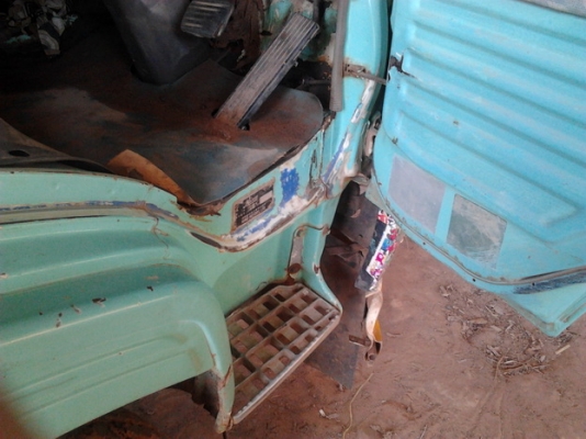 ขาย 6ล้อดั๊ม HINO FC 171A เครื่อง WO4D 117 แรง แห้งจัด ไม่ไอ ไม่หลวม เกียร์ใหญ่ ROCKY175 เข้าง่ายไม่มีหลุด ช่วงล่างคัสซีดี ไม่บวมไม่ผุ Fหลัง กระบะ 3.5ม. สวยไม่มีผุ ยาง 8.25 ขอบ16 หัวบาง ไม่ผุ ภายในดี คอนโซลครบ  พร้อมใช้ พร้อมลุยงาน  ราคาต่อรองได้ครับ