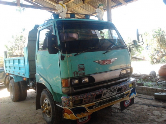 ขาย 6ล้อดั๊ม HINO FC 171A เครื่อง WO4D 117 แรง แห้งจัด ไม่ไอ ไม่หลวม เกียร์ใหญ่ ROCKY175 เข้าง่ายไม่มีหลุด ช่วงล่างคัสซีดี ไม่บวมไม่ผุ Fหลัง กระบะ 3.5ม. สวยไม่มีผุ ยาง 8.25 ขอบ16 หัวบาง ไม่ผุ ภายในดี คอนโซลครบ  พร้อมใช้ พร้อมลุยงาน  ราคาต่อรองได้ครับ