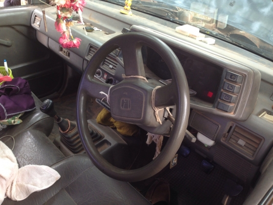 ***ขายแล้วครับขอบคุณ Truck2hand ขาย กระบะมังกรทองตอนเดียว ISUZU SPARK EX ปี35/92 เครื่องเดิมมังกรทอง2.5 90HP แห้ง แรง ประหยัด ช่วงล่างดี คัสซีดี ไม่ส่ายไม่เลื้อย ยาง พอใช้ กระบะมีผุนิดๆ สีดี อยากสวยต้องเก็บ หน้า-หลังเดิม ไม่เคยชนหนัก พ.ธรรมดา ไม่แอร์ หัวบ