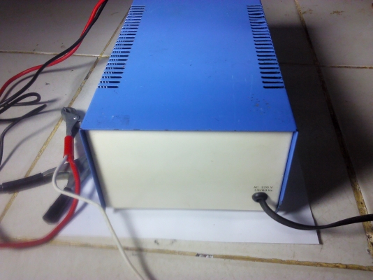 หม้อแปลงไฟขนาด 5 A. 6-12V สามารถชาร์ตแบตเตอรี่ได้หรือเป็นแหล่งจ่ายได้