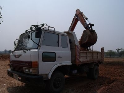 ขายรถดั้มพ์ ฮีโน่ FD172B เครื่อง HO7C 6 เกียร์เดินหน้า เล่มทะเบียนพร้อมชุดโอน ขายรถดั้มพ์ ฮีโน่ FD172B เครื่อง HO7C 6 เกียร์เดินหน้า เล่มทะเบียนพร้อมชุดโอน