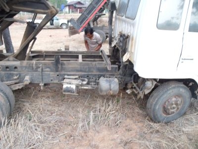 ขายรถดั้มพ์ ฮีโน่ FD172B เครื่อง HO7C 6 เกียร์เดินหน้า เล่มทะเบียนพร้อมชุดโอน ขายรถดั้มพ์ ฮีโน่ FD172B เครื่อง HO7C 6 เกียร์เดินหน้า เล่มทะเบียนพร้อมชุดโอน