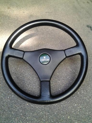 ขายวงพวงมาลัย MOMO แท้ กิ๊ปมาก