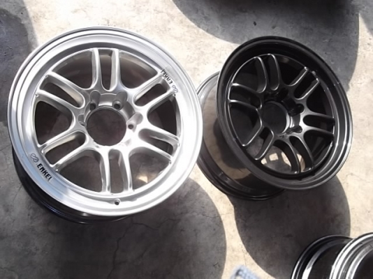 ขายล้อRPF1 ขอบ18 กว้างหน้า9หลัง10 ถูกๆ 16500.- ส่งได้ทั่วไทยครับ