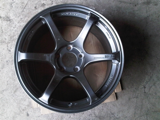 ขายล้อRG2ขอบ17 กว้าง8/9หรือ9/9 ถูกๆ 14500.-