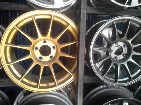 ขายล้อขอบ17ลายXXR527 หน้า8หลัง9 ถูกๆ 14500.-