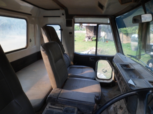 ขายรถเทเลอร์10 ล้อ 2 เพลา บรรทุกแม็คโคร  สวยๆ