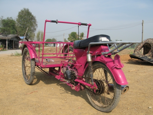 ซาเล้ง Classic ถังแยกสีชมพู สุพรรณบุรี