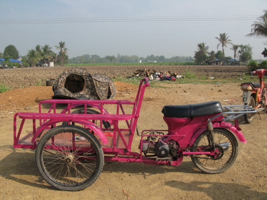 ซาเล้ง Classic ถังแยกสีชมพู สุพรรณบุรี