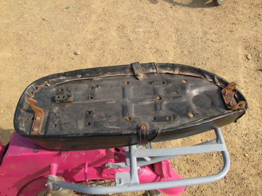 ซาเล้ง Classic ถังแยกสีชมพู สุพรรณบุรี