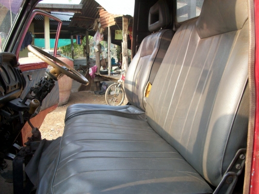 รถบรรทุกพร้อมใช้