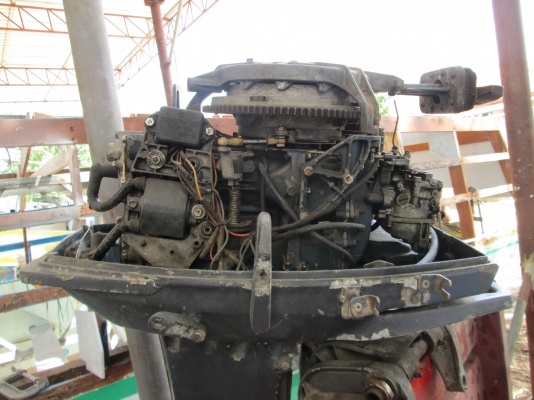 ขายเครื่อง YAMAHA 40 แรง ขายเครื่อง YAMAHA 40 แรง