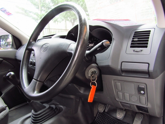 TOYOTA VIGO CHAMP 2.7SINGLE MT ปี 2012