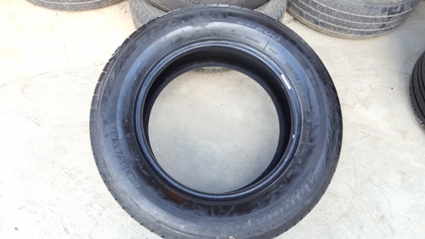 ขายยาง195/65/15ปี15/3เส้น+ปี14/1เส้น  BRIDGESTONE EP200  4 เส้น