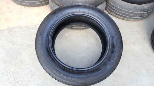 ขายยาง185/60/15 ปี 14 MICHERLIN XM2 4 เส้น