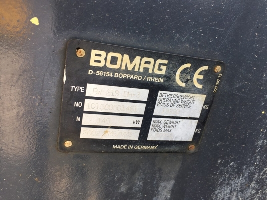 รถบดสั่นสะเทือน 19 ตัน Bomag BW219 DH-3 สภาพดี นำเข้าจากยุโรป พร้อมใช้งาน