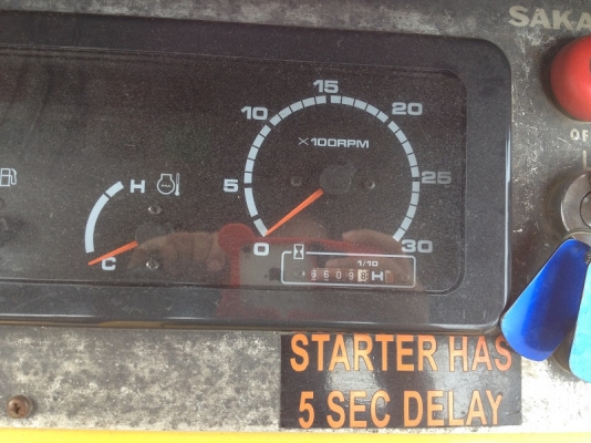 รถบดสั่นสะเทือน Sakai SW800 น้ำหนัก 10 ตัน รถเก่านอก มีให้เลือกหลายคัน