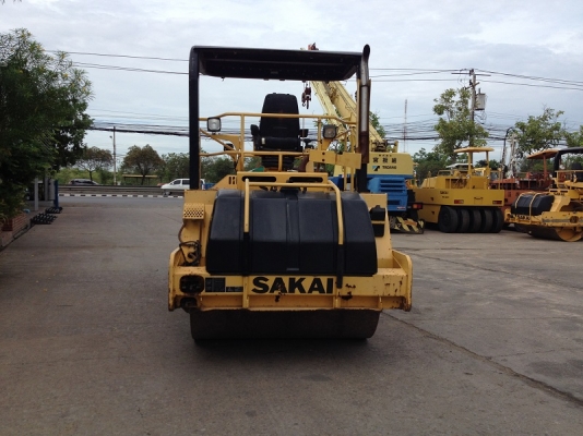 รถบดสั่นสะเทือน Sakai SW800 น้ำหนัก 10 ตัน รถเก่านอก มีให้เลือกหลายคัน