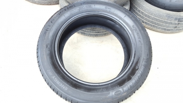 ขายยาง185/60/15 ปี 2615 MICHERLIN XM2  4 เส้น
