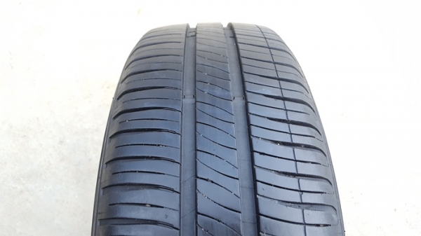 ขายยาง185/60/15 ปี 2615 MICHERLIN XM2  4 เส้น