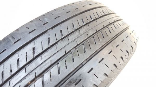 ขายยาง215/70/15 ปี 15 BRIDGESTONE R611 4 เส้น