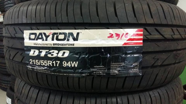 ขายยางใหม่ปี16 dayton dt30 215/55r17 สนใจติดต่อ ร้าน ก.เจริญการยางครับ 081-3747940