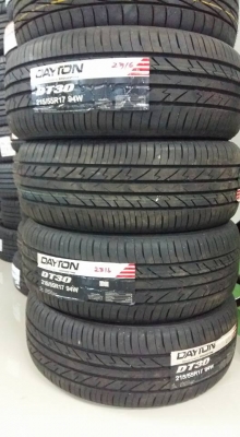 ขายยางใหม่ปี16 dayton dt30 215/55r17 สนใจติดต่อ ร้าน ก.เจริญการยางครับ 081-3747940