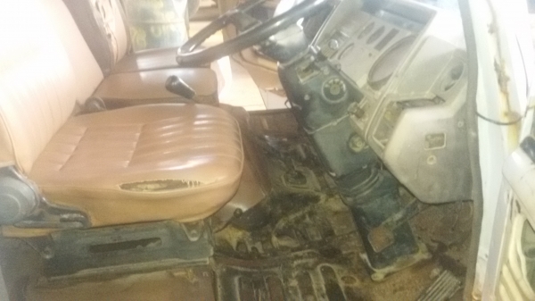 ขายด่วนหัวเก๋งHINOพร้อมใช้ สภาพดี