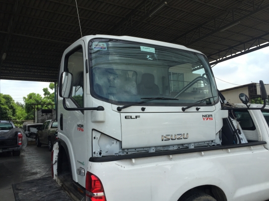 ขายหัวถอดป้ายแดง 6 ล้อ NQR 175