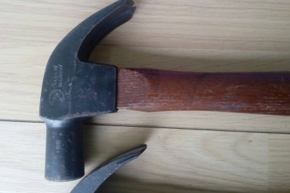 ขายค้อนเหรียญทองแพ็คคู่ขนาด25,27mm. Made in W-Germany.