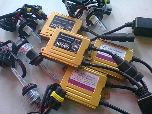 ชุดไฟซีนอล Q5 FAST BRIGHT HID 35W AC DIGITAL ชุดไฟซีนอล Q5 FAST BRIGHT HID 35W AC DIGITAL