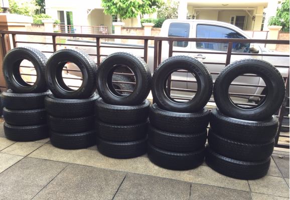 (หมดแล้วครับ) ยาง Bridgestone 245 70 16 ปี16 มีให้เลือก 7ชุด ดอกเต็ม ไม่มีปะ ราคาไม่แพง