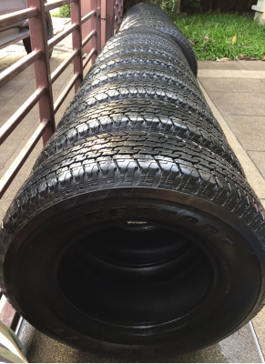 (หมดแล้วครับ) ยาง Bridgestone 245 70 16 ปี16 มีให้เลือก 7ชุด ดอกเต็ม ไม่มีปะ ราคาไม่แพง