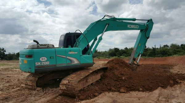 ขาย 1,750,000  KOBELCO YN 12 ชั่วโมง 13,000 ชม. เครื่องดี ปั้มแรง เอวแน่น ช่วงล่างดี อินวอยท์ รถสวยพร้อมใช้เอกสารพร้อม 090-772-3710 090-772-3708