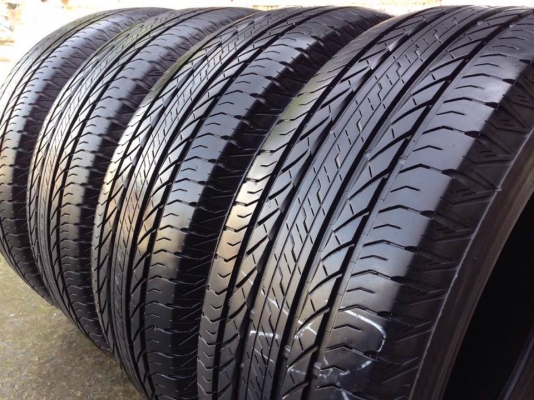 ยาง Bridgstone 265-65-17 ปี 15 ครบชุด 4 เส้น 8000 สภาพสวยๆไม่มีปะไม่บวมไม่กินข้าง ดอกยางเหลือเยอะเอาไปวิ่งกันใด้อีกยาวค่ะ