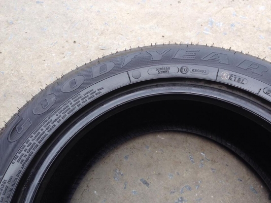 ยาง GOOD YEAR 205-55-16 ปี 16 ครบชุด 4 เส้น 5500 สภาพสวยๆไม่มีปะไม่บวมไม่กินข้าง ดอกยางเหลือเยอะเอาไปวิ่งกันใด้อีกยาวค่ะ ยาง GOOD YEAR 205-55-16 ปี 16 ครบชุด 4 เส้น 5500 สภาพสวยๆไม่มีปะไม่บวมไม่กินข้าง ดอกยางเหลือเยอะเอาไปวิ่งกันใด้อีกยาวค่ะ