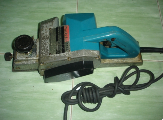 ขาย กบ Makita แท้ 3 นิ้ว  รุ่น 1100 สภาพดี พร้อมใช้งาน