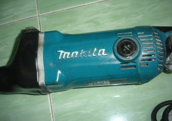 ขายเครื่องเจียร์คอยาว MAKITA GS5000 5"  750วัตต์