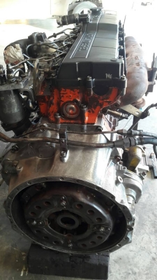 เครื่องยนต์อีซูสุ6HE1#195แรงเครื่องฟิตติดดีมากพร้อมใช้ครับ