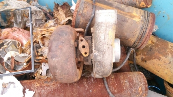 ขายเฟืองสะป้อกเก็ต รถแทรกเตอร์ CAT-D-5-H , D-6-H , D- 4-H และลอนเลอร์ เทอร์โบ สภาพสวยมากครับ ขายไม่แพง