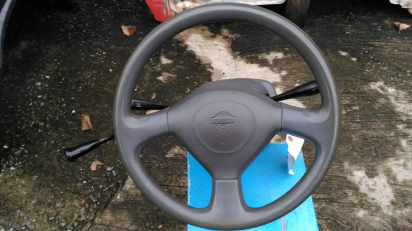 แกนคอพร้อมวงนวมพวงมาลัย เกียร์คอ จอโค้ง Datsun Japan