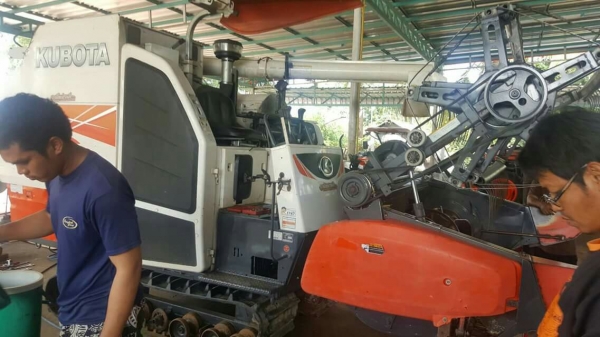 70G สภาพนางฟ้าทำงานทุกวันเอาไปทำเงินรถปี55ช่วงล่างแน่นตู้ลืนปากคอดีเอาไปใช้ไม่ผิดหวังครับ 70G สภาพนางฟ้าทำงานทุกวันเอาไปทำเงินรถปี55ช่วงล่างแน่นตู้ลืนปากคอดีเอาไปใช้ไม่ผิดหวังครับ